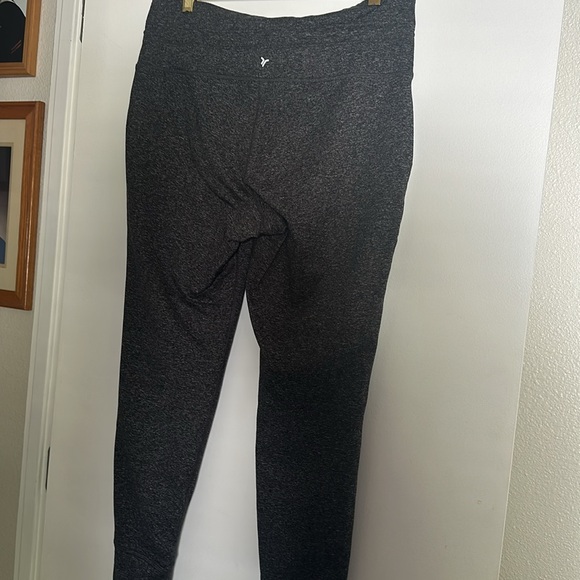 Old Navy Active High Rise Leggings - Picture 2 of 6
